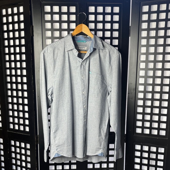 Tommy Bahama Other - 💙 Tommy Bahama Blue Chambray Button Down Shirt Men’s Medium 💙